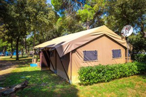 Glamping Stan s 2 ložnicemi pro max.  5 osob - foto 2