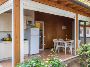 Wooden Bungalow pro max. 5 osob - foto 2