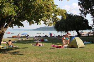 Camping & Bungalows Füred - bungalovy - areál, foto 7